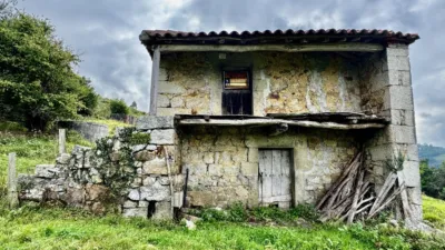 House on Avenida de Alisas, No. Information Not Available photo 11