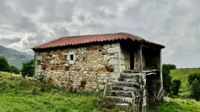 House on Avenida de Alisas, No. Information Not Available photo 27