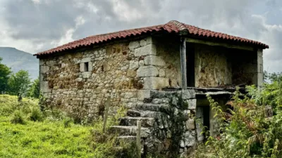 House on Avenida de Alisas, No. Information Not Available photo 30
