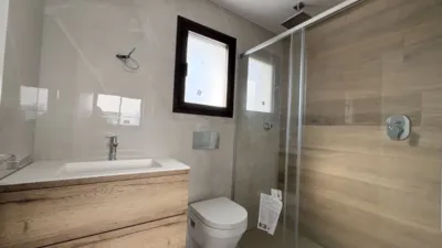 Chalet en Chalet Con Piscina Cerca del Mar photo 13