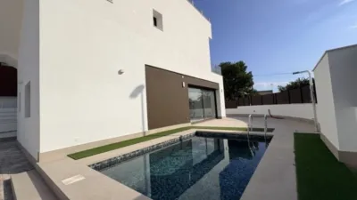 Chalet with Pool Close to the Sea photo 5