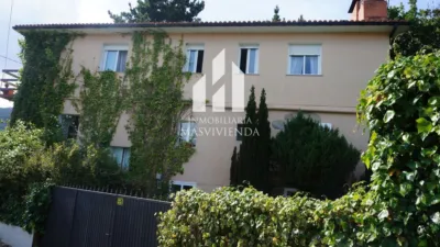 Chalet en venta en Calle Cruceiro de Roo, Outes de 1.800.000 €