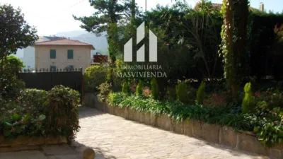 Chalet en venta en Calle Cruceiro de Roo, Outes de 1.800.000 €