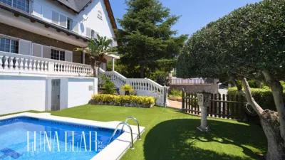House in La Sentiu-Bruguers photo 2