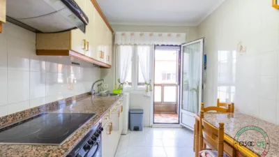 Piso en venta en Calle del Progreso, 17, Ceares-Jesuitas (Distrito Este. Gijón) de 199.000 €