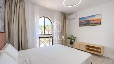 Duplex on Avenida de Europa photo 12