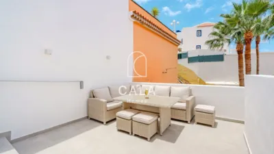 Duplex on Avenida de Europa photo 3