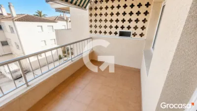 Attic in Carrer de Josep Tarradellas photo 2