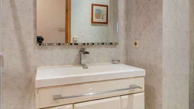 Apartment on Clara del Rey Street, 48 photo 8