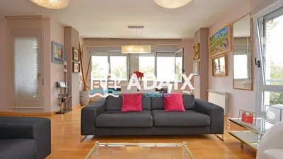 Duplex penthouse on Agustina de Aragón Street, 1 photo 9