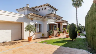 Casa en venta en Calle Marquesa de la Casa Loring, Cortijo de Maza-Finca Monsálvez-El Olivar (Distrito Churriana. Málaga Capital) de 2.350.000 €