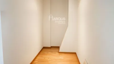 Local comercial en venta en Teo - Más