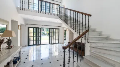 Villa in Altos de Estepona photo 12