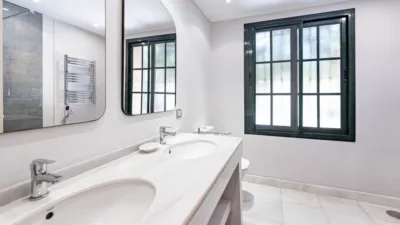 Villa in Altos de Estepona photo 19