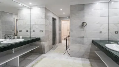 Villa in Altos de Estepona photo 39