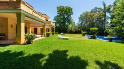 Villa in Altos de Estepona photo 43