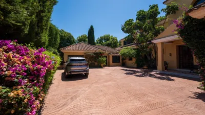Villa in Altos de Estepona photo 51