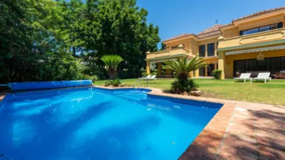 Villa in Altos de Estepona photo 6