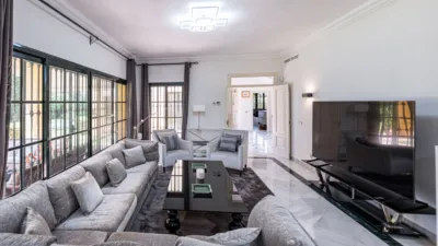 Villa in Altos de Estepona photo 8