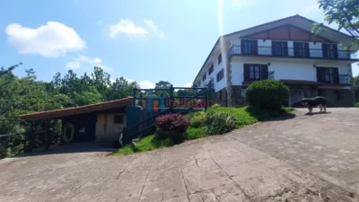House on Aramburu photo 39