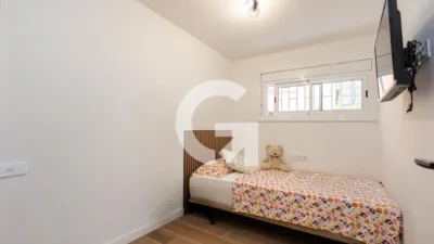 Apartment in Plaça de Clementina Arderiu photo 13
