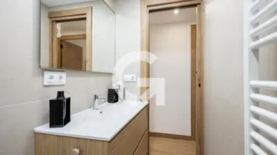 Apartment in Plaça de Clementina Arderiu photo 22