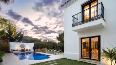 Casa en calle Benahavã?Â­S,Centro,Avenida de Andalucia photo 2