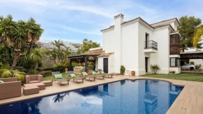 Casa en calle Benahavã?Â­S,Centro,Avenida de Andalucia photo 3