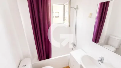 Apartment on Carrer de Girona photo 14