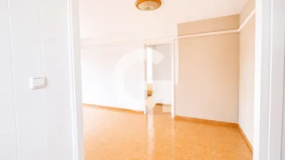 Apartment on Carrer de Girona photo 6