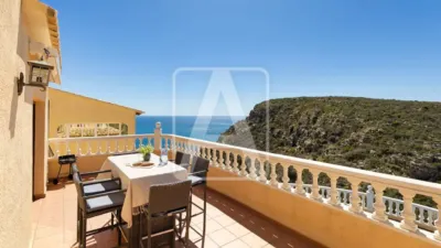 Chalet in Cumbre del Sol photo 16