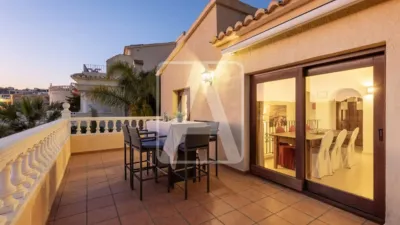 Chalet in Cumbre del Sol photo 22