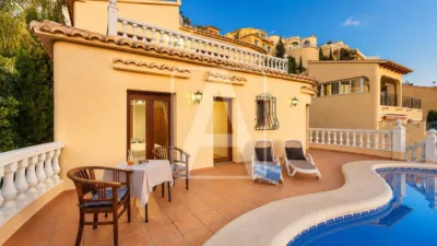 Chalet in Cumbre del Sol photo 8