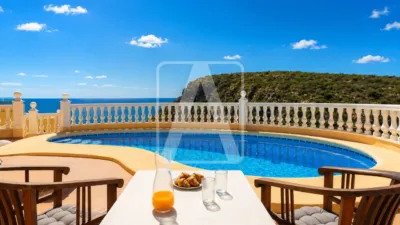 Chalet in Cumbre del Sol photo 9