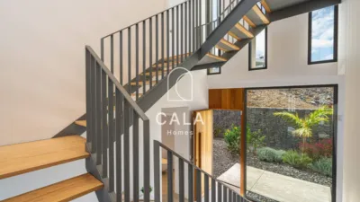 Chalet on Josefina de La Torre Street photo 41