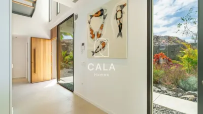 Chalet on Josefina de La Torre Street photo 52