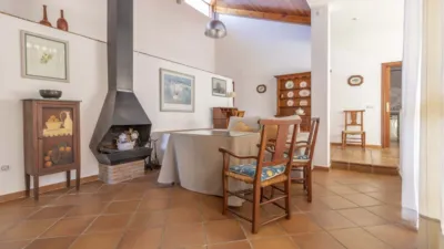 Chalet for sale in Carmona photo 13