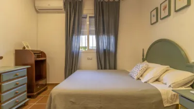 Chalet for sale in Carmona photo 37
