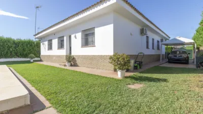 Chalet for sale in Carmona photo 60