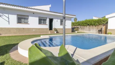 Chalet for sale in Carmona photo 63
