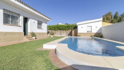 Chalet for sale in Carmona photo 64