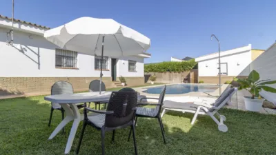 Chalet for sale in Carmona photo 65