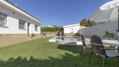 Chalet for sale in Carmona photo 66