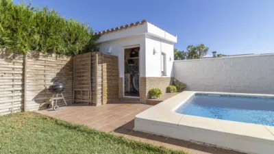 Chalet for sale in Carmona photo 68
