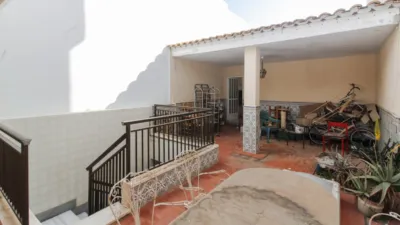 Casa – Dolores - Més