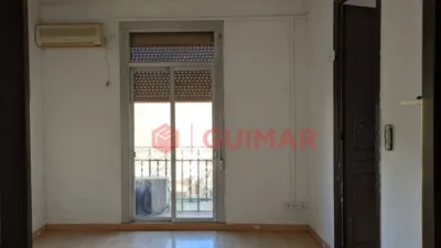Apartment on Carrer de la Independència photo 14