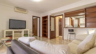 Apartment in Zona Esperanza de Triana photo 17
