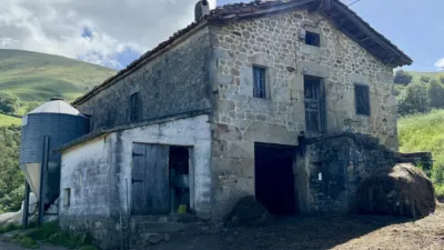 House in Barrio de Villacarriedo, No. Information Not Available photo 37