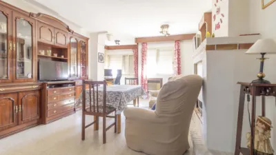 Apartment in El Plantinar-El Juncal-Avenida de la Paz photo 3