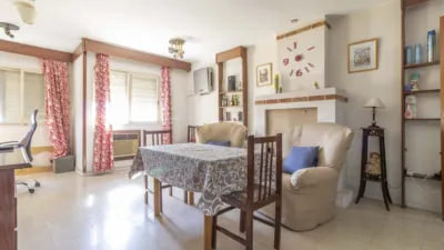 Apartment in El Plantinar-El Juncal-Avenida de la Paz photo 4